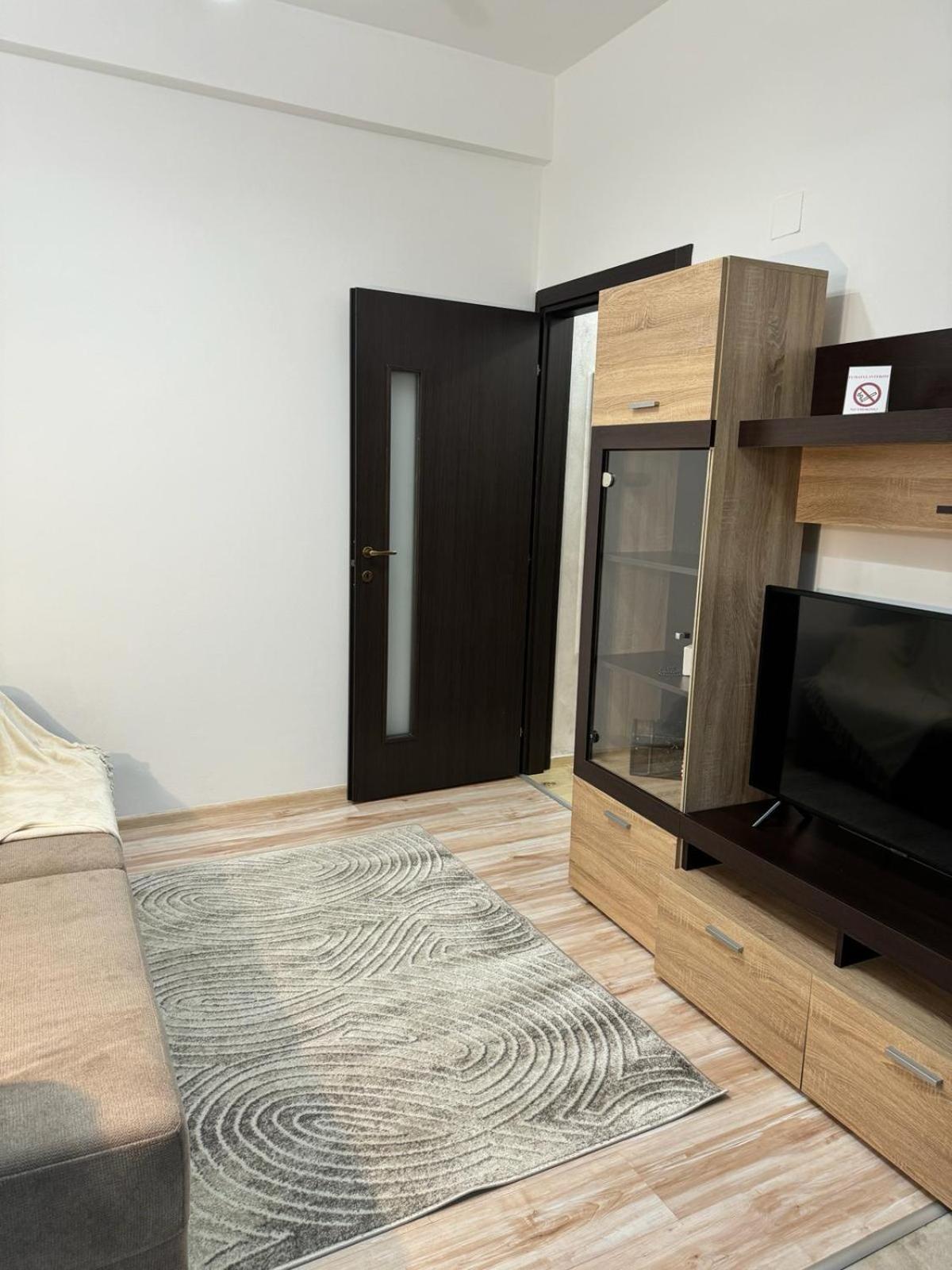 Luxury Young Residence Ясси Екстер'єр фото