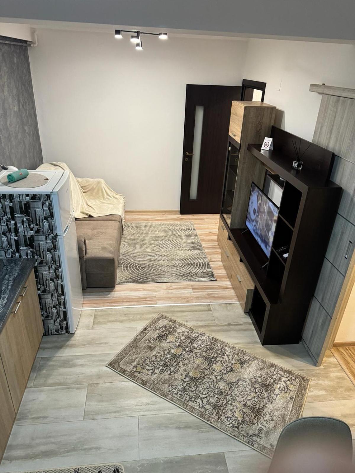 Luxury Young Residence Ясси Екстер'єр фото