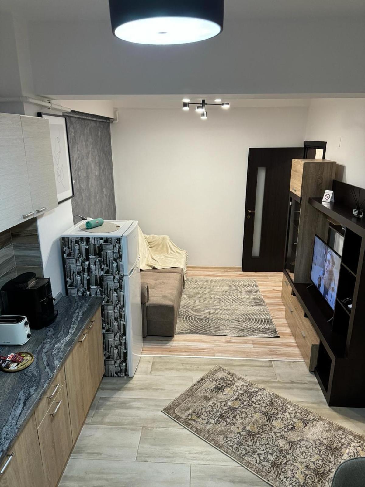 Luxury Young Residence Ясси Екстер'єр фото