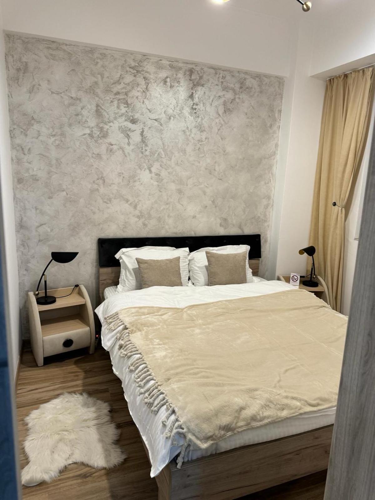 Luxury Young Residence Ясси Екстер'єр фото